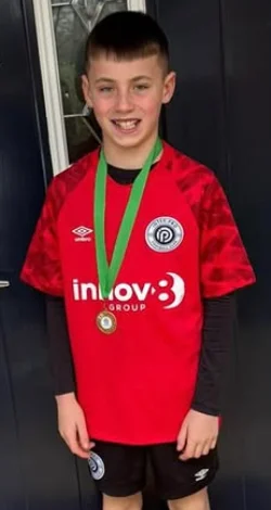 Grassroots football team sponsored by Innov8 UK Group