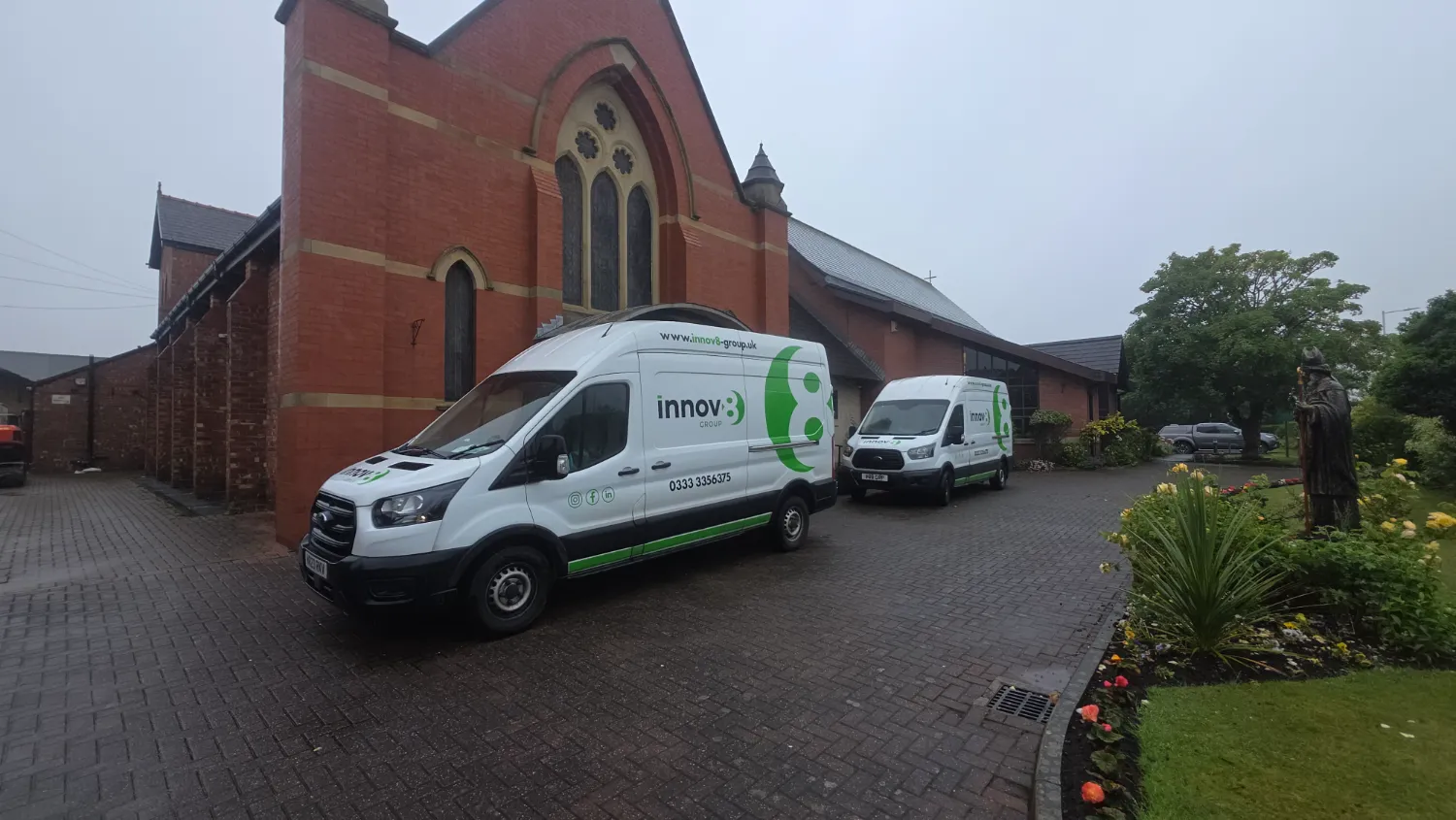 Innov8 vans on site at the Southport licensed asbestos removal project