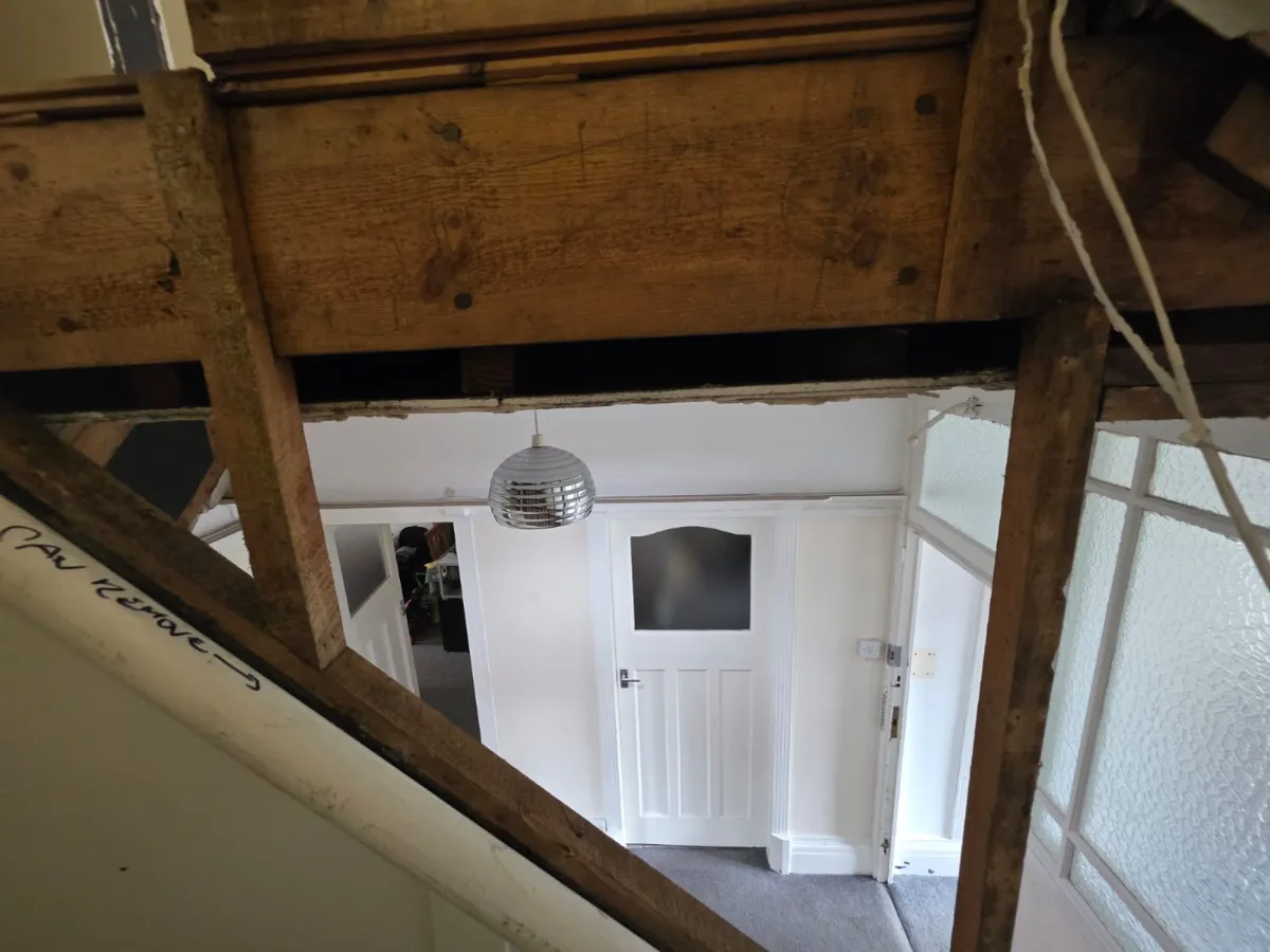 12.02m² of asbestos insulating board removed from a stairwell in Leeds — on-site photo 6 — Innov8 UK Group