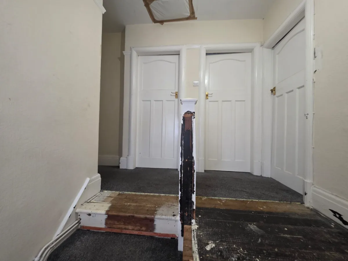 12.02m² of asbestos insulating board removed from a stairwell in Leeds — on-site photo 11 — Innov8 UK Group
